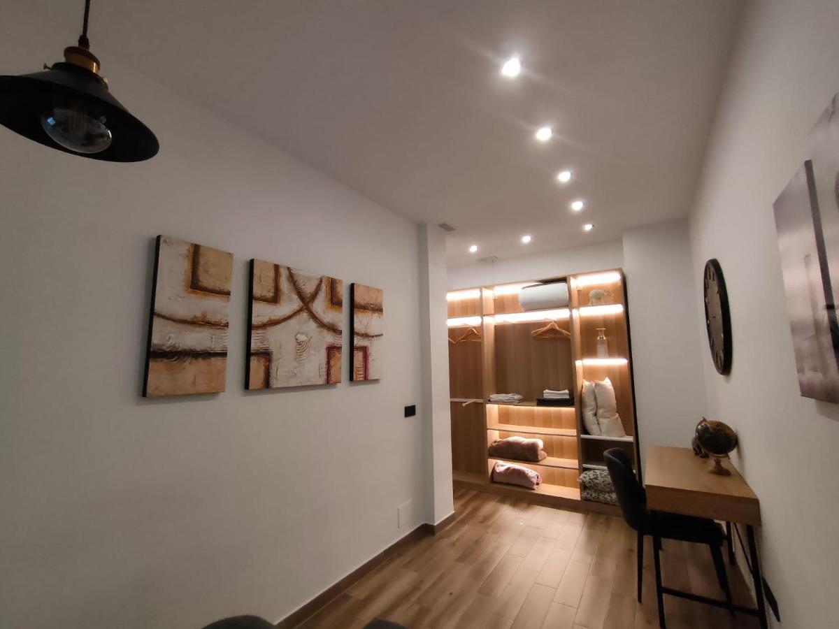 Budha Luxury Apartment Centro Historico De มาลากา ภายนอก รูปภาพ