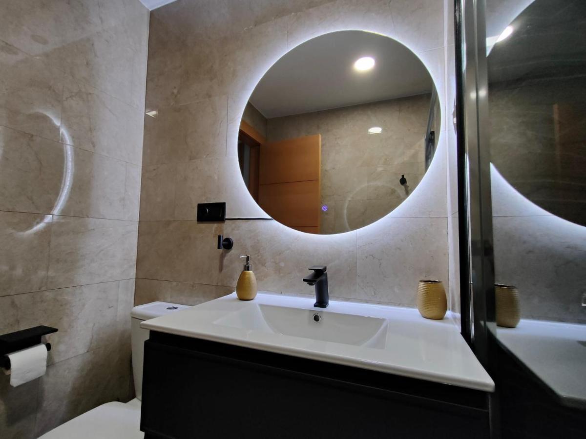 Budha Luxury Apartment Centro Historico De มาลากา ภายนอก รูปภาพ