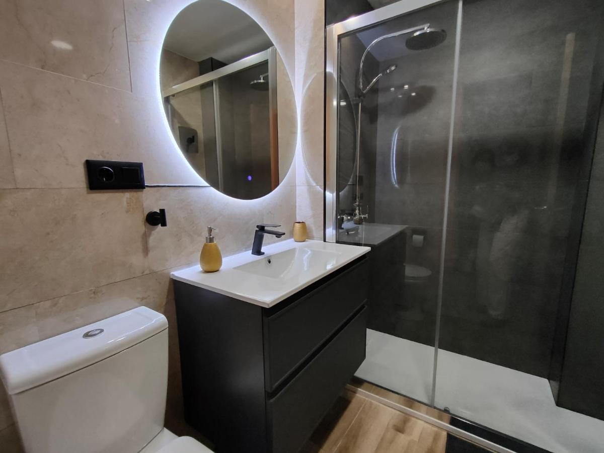 Budha Luxury Apartment Centro Historico De มาลากา ภายนอก รูปภาพ